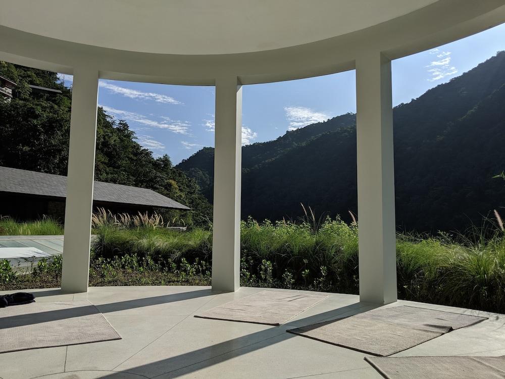 Taj Rishikesh Resort And Spa Dehradun Eksteriør bilde